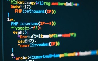 PHP域名解析代码如何实现DNS查询与解析结果处理？